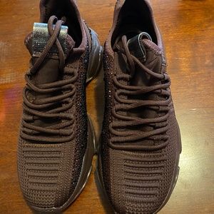 Steve Madden  Maxima Burgundy